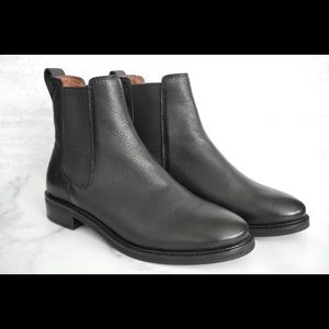 H&M Premium Selection Leather Chelsea Boots